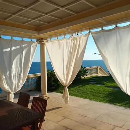 Villa Mare E Relax - La Ai Tre Ponti - Trilocale Sanremo
